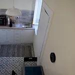아파트 Casa Eleni 에르무폴리